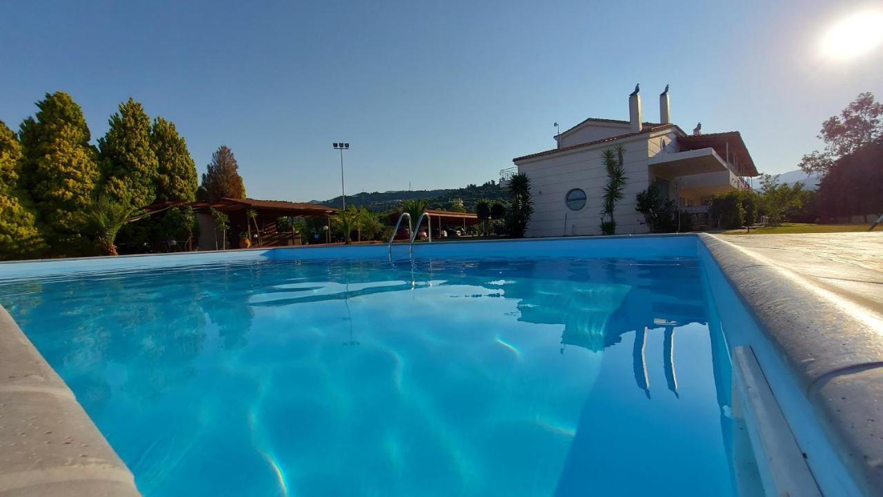 Aparthotel Ktima Xiliadou Chiliadou  Exterior foto