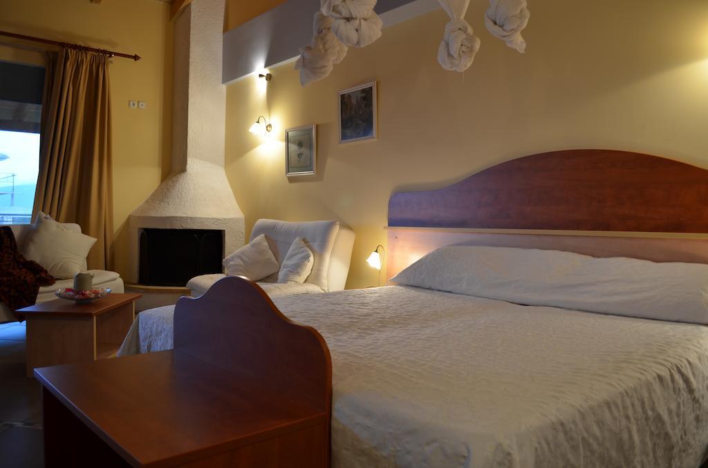 Aparthotel Ktima Xiliadou Chiliadou  Zimmer foto