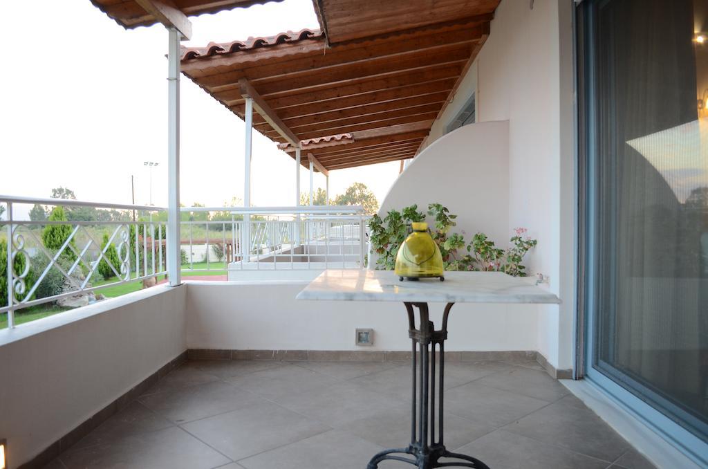 Aparthotel Ktima Xiliadou Chiliadou  Zimmer foto