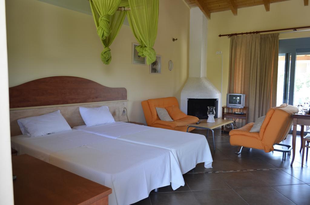 Aparthotel Ktima Xiliadou Chiliadou  Exterior foto